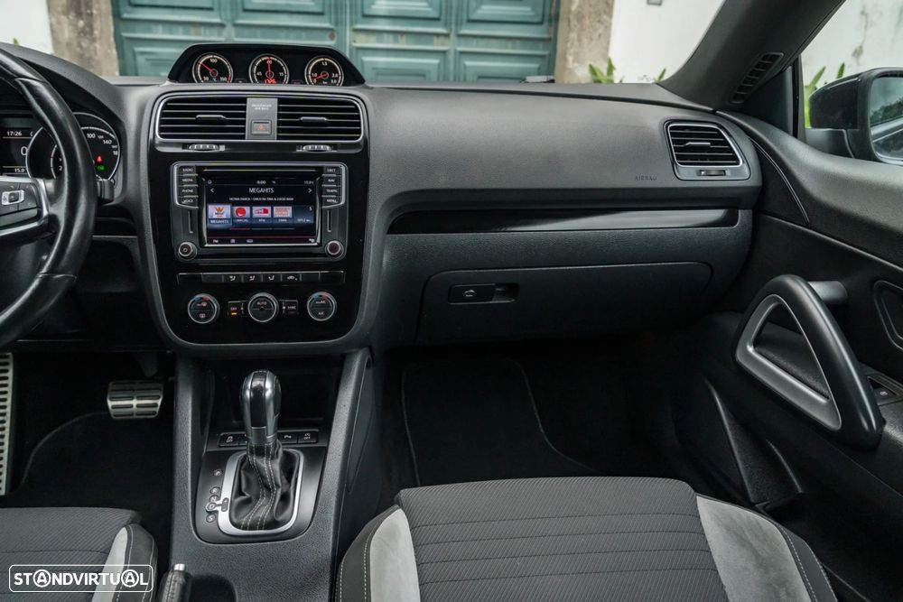 VW Scirocco - 30