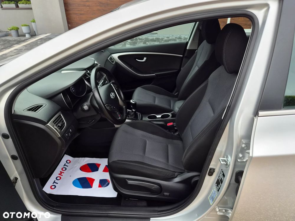 Hyundai i30 - 13