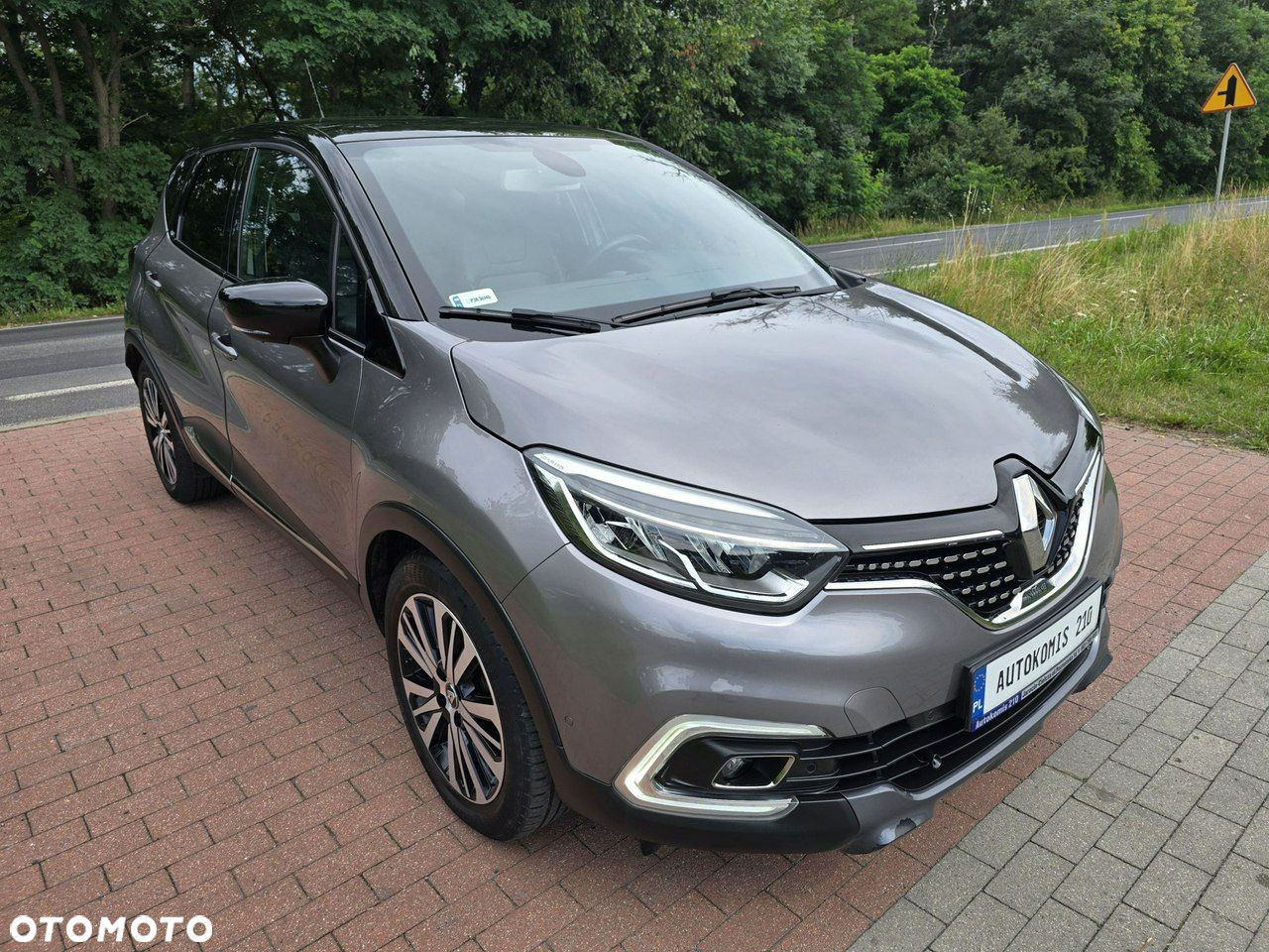 Renault Captur 1.3 Energy TCe Initiale Paris - 11