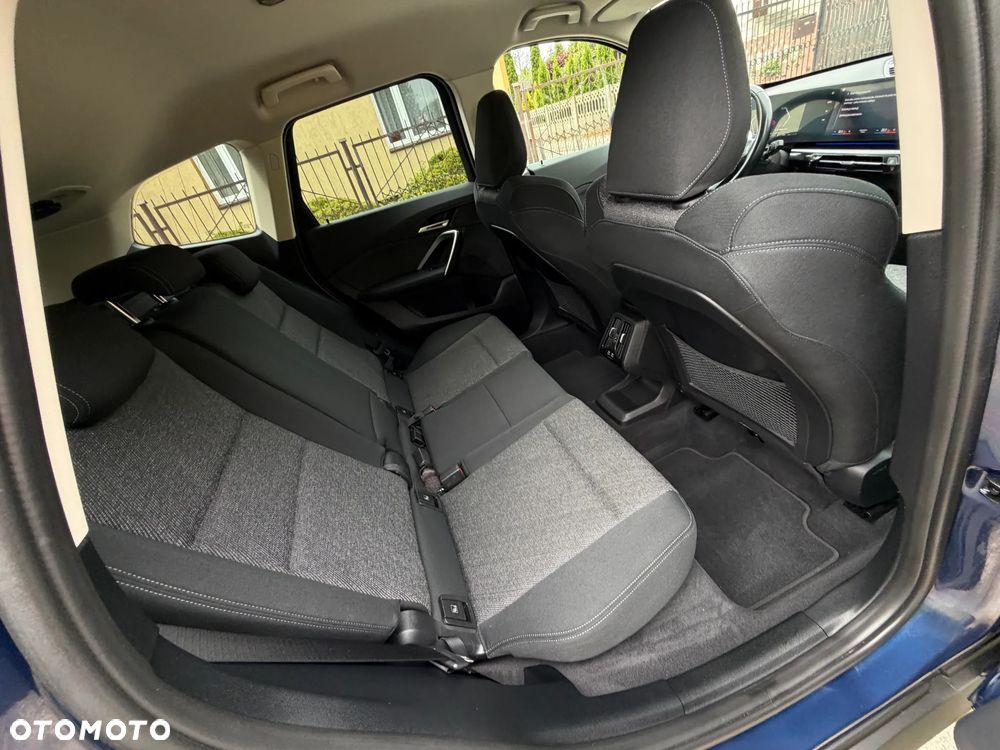 BMW X1 sDrive18d Advantage - 34