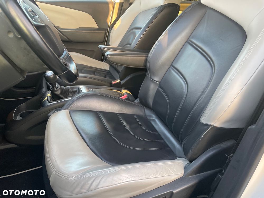 Citroën C4 Picasso 1.2 PureTech Exclusive - 9