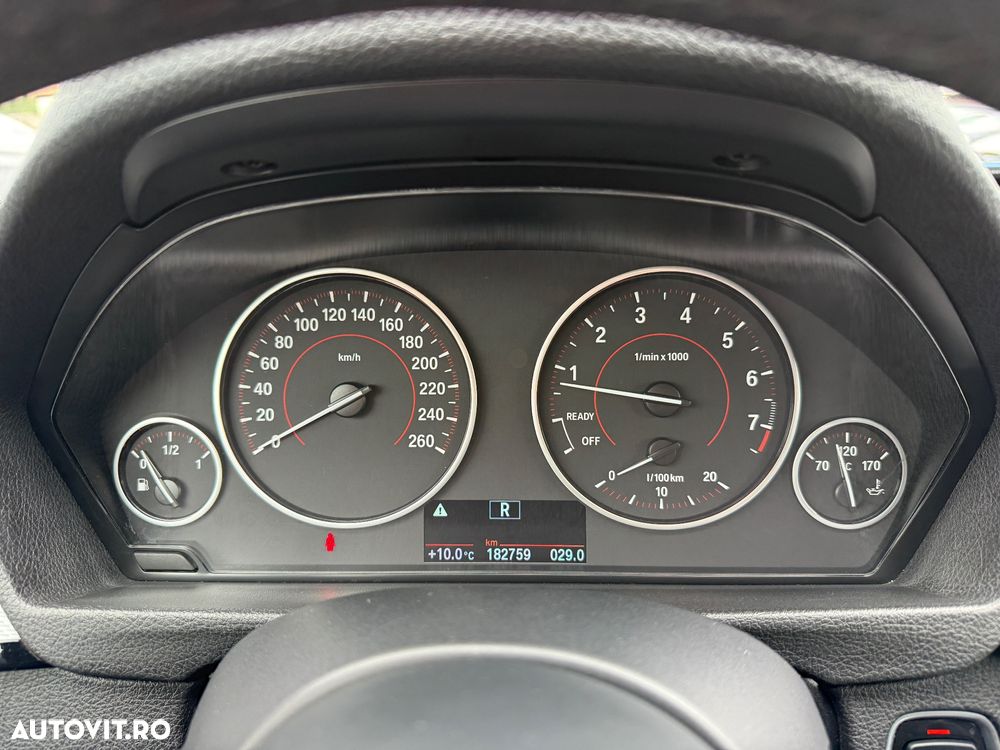 BMW Seria 3 320i GT Aut. M Sport - 23