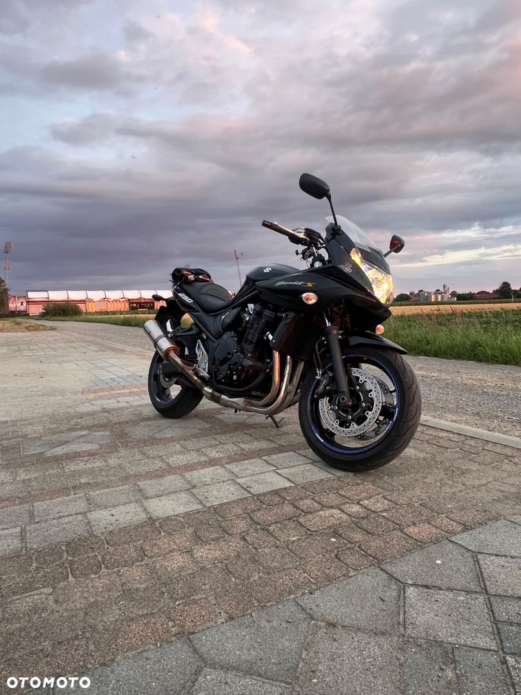 Suzuki Bandit - 1