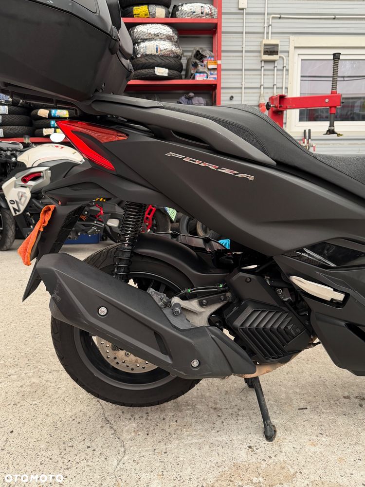 Honda NSS - 18