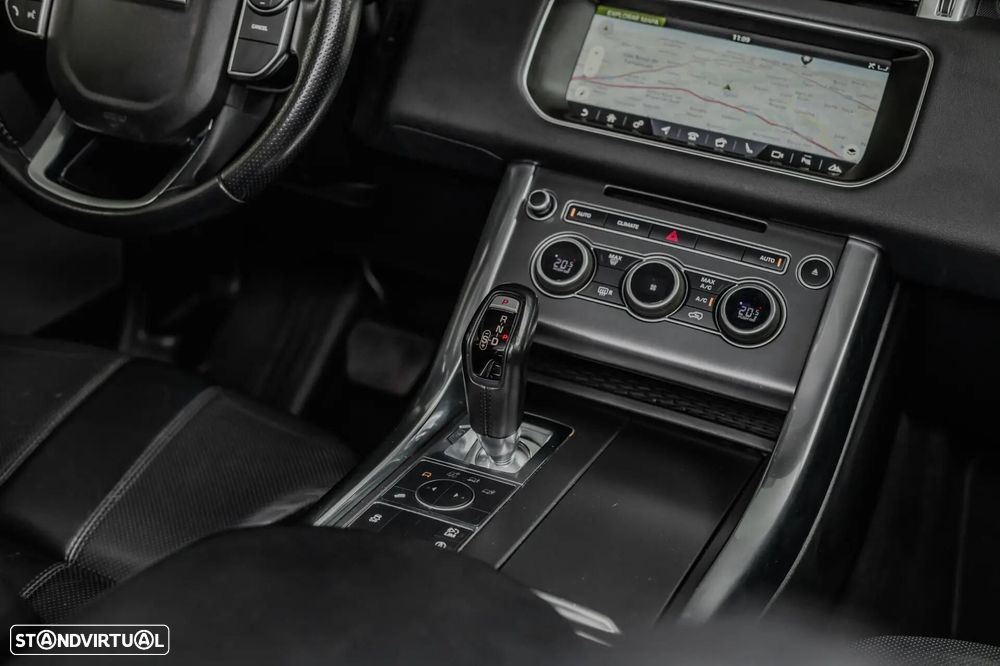 Land Rover Range Rover Sport 2.0 SD4 HSE - 32