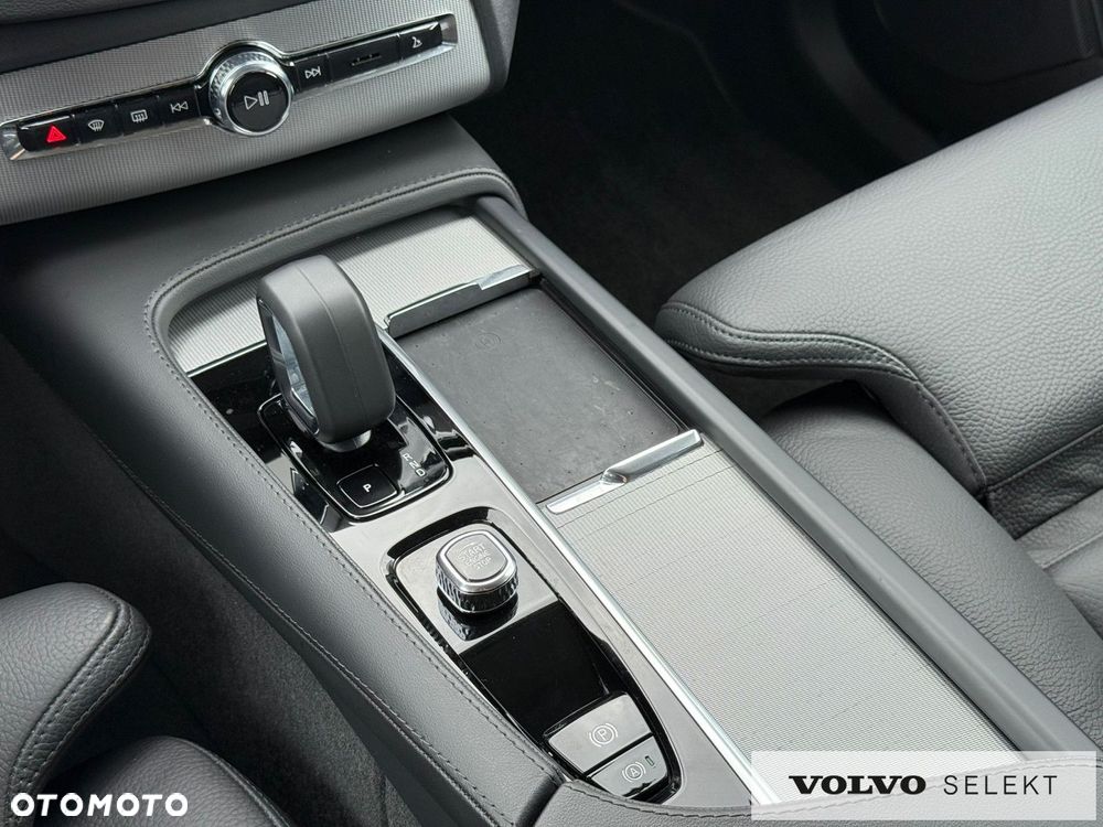 Volvo XC 90 - 29
