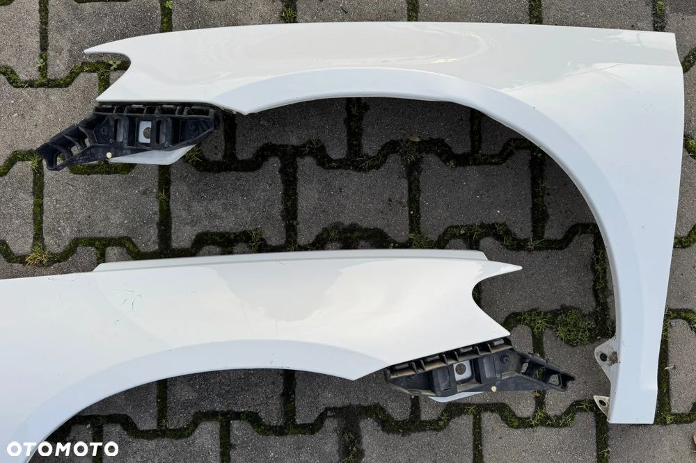 VW Scirocco 1K8 błotnik przód przedni prawy lewy biały - 3