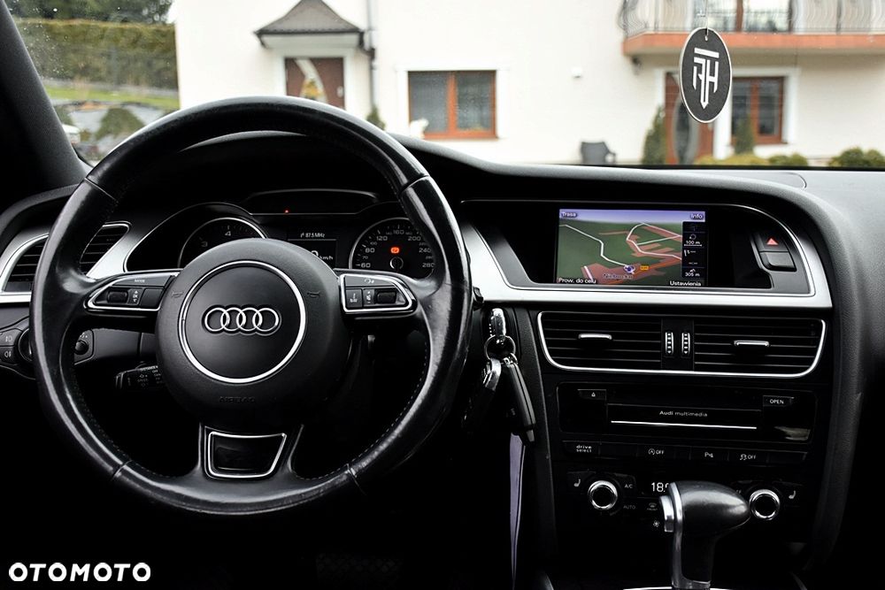 Audi A4 Avant 2.0 TDI DPF quattro S tronic S line Sportpaket - 19