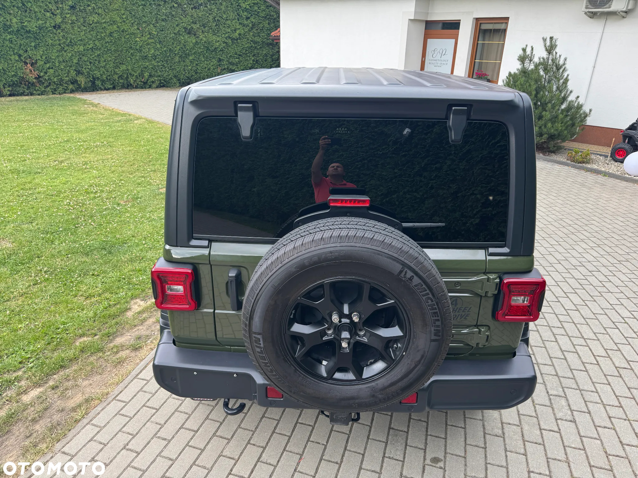 Jeep Wrangler - 11