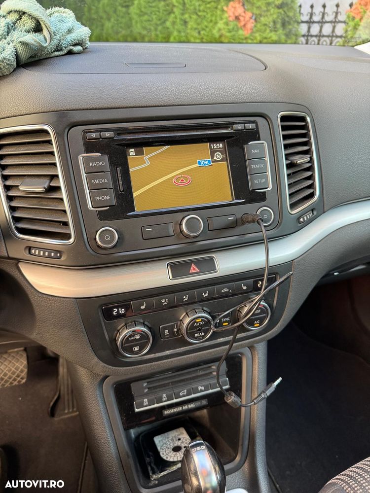 Volkswagen Sharan 2.0 TDI DSG Blue Motion Style - 9