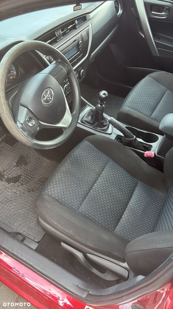 Toyota Auris 1.33 VVT-i Active - 10