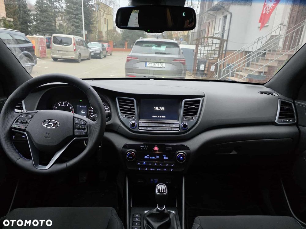 Hyundai Tucson 1.6 GDI BlueDrive GO 2WD - 12