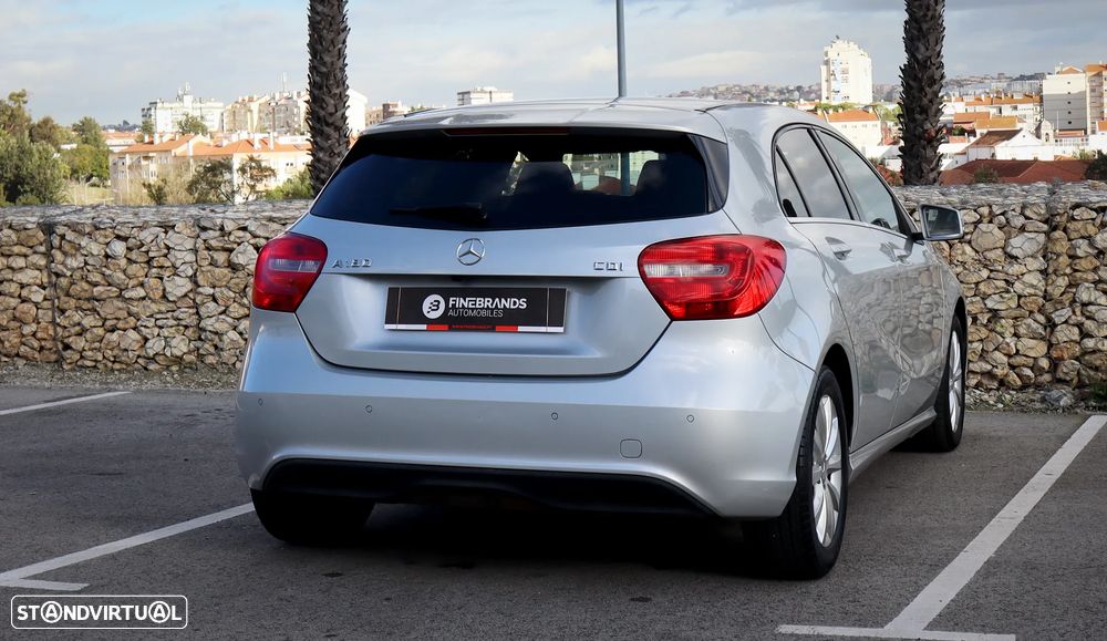 Mercedes-Benz A 180 CDI BlueEFFICIENCY - 11