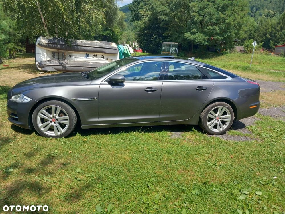 Jaguar XJ 3.0 D V6 LWB Premium Luxury - 1