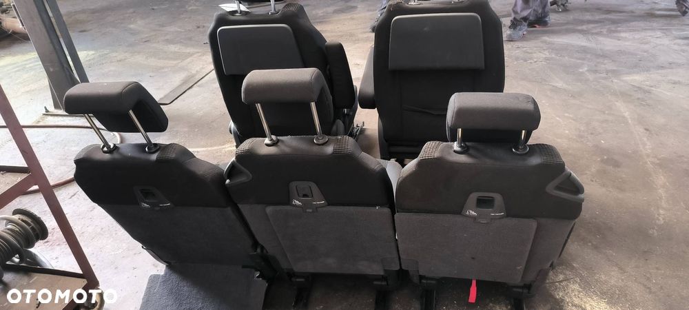 FOTELE KANAPY PEUGEOT 5008 - 7