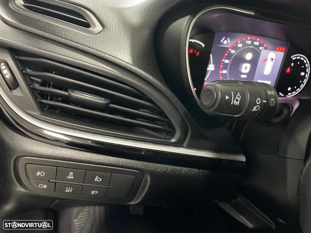 Fiat Tipo 1.3 MultiJet City Life — fotografia 18