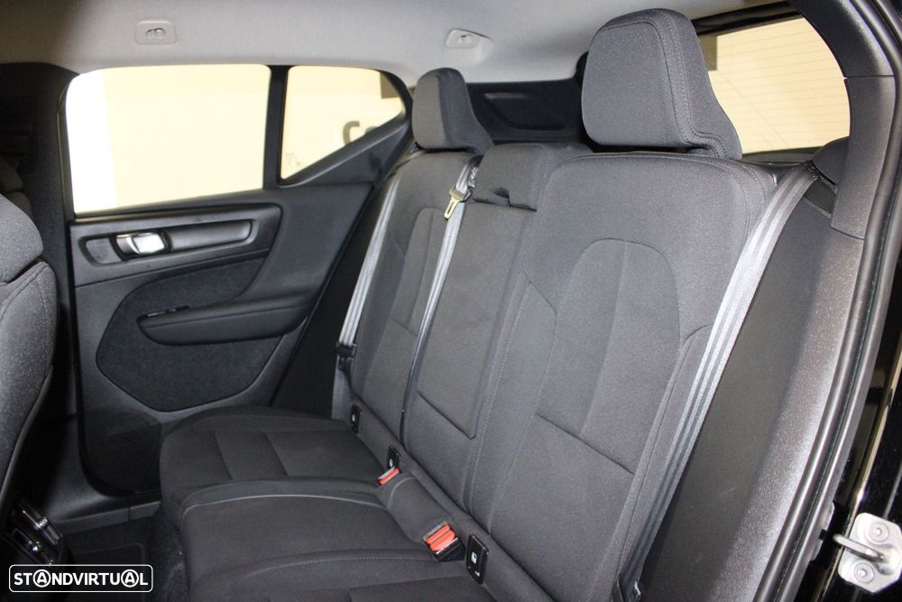 Volvo XC 40 1.5 T2 Momentum - 34