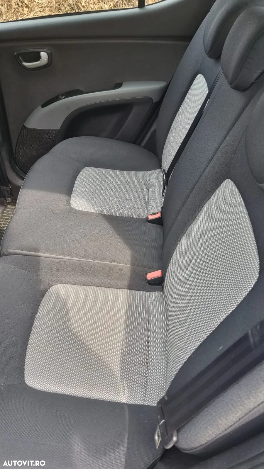 Hyundai i10 1.1 SOHC L Classic - 12