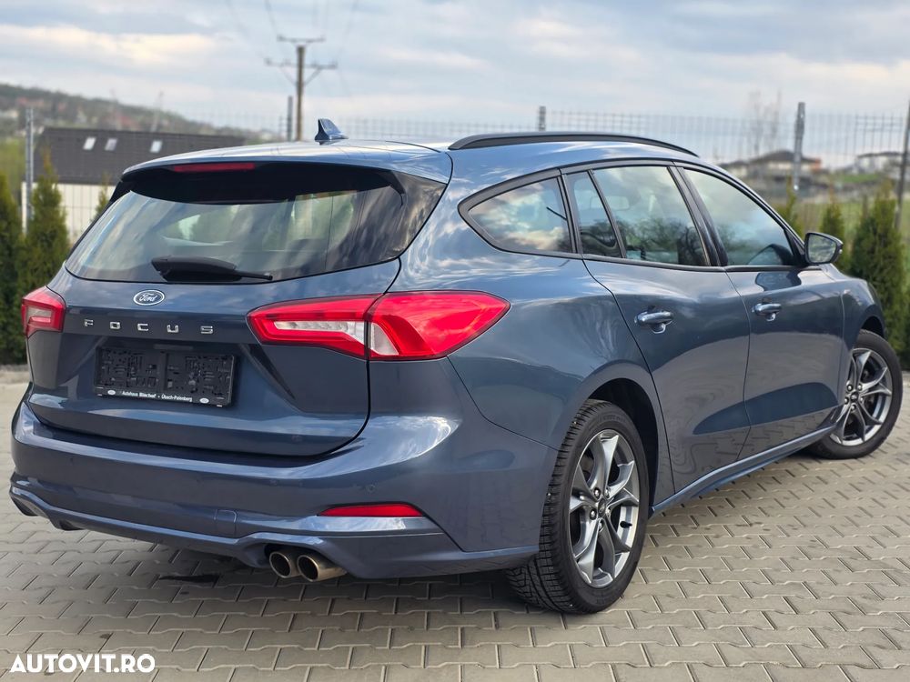Ford Focus 1.0 EcoBoost Start-Stopp-System ST-LINE DESIGN - 3