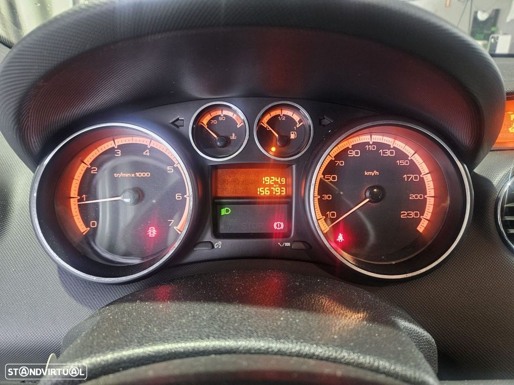 Audi TT Roadster 2.0 TFSi quattro S Tronic - 14