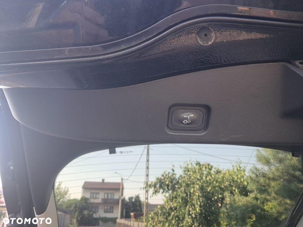 Ford Mondeo 2.0 EcoBlue Titanium - 25