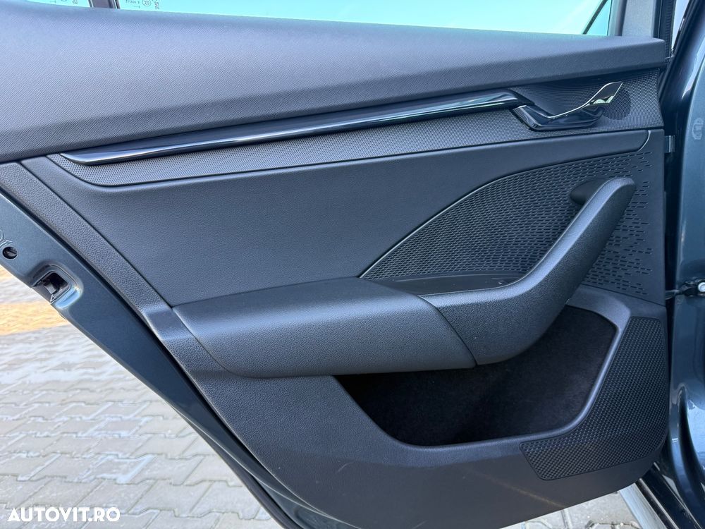 Skoda Octavia 2.0 TDI DSG Ambition - 12