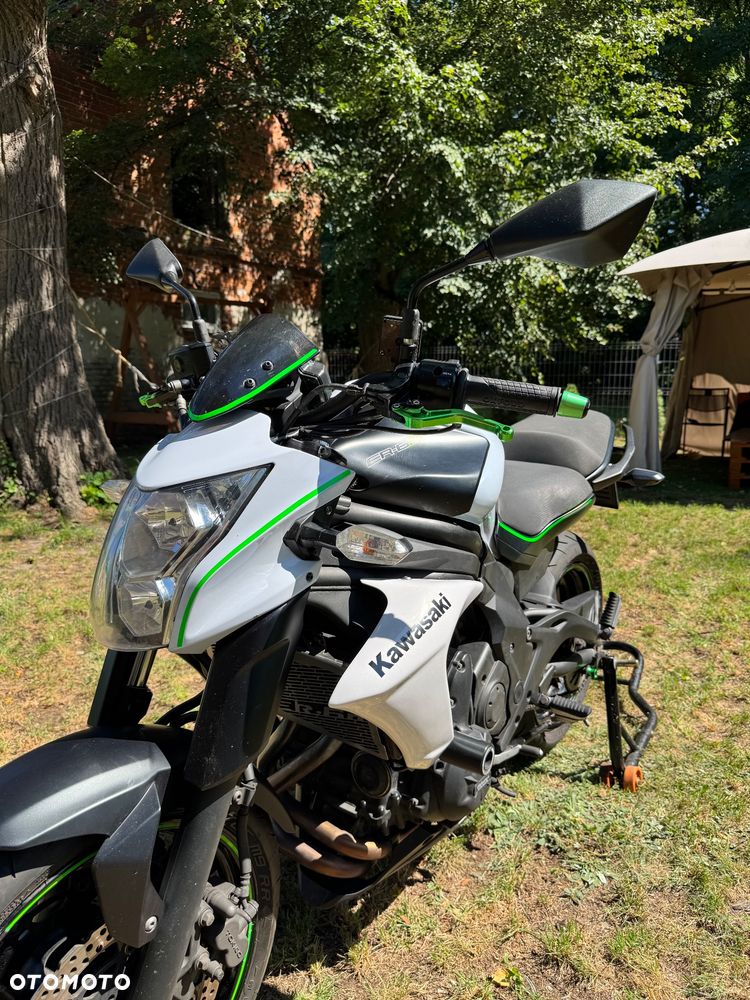 Kawasaki ER - 9