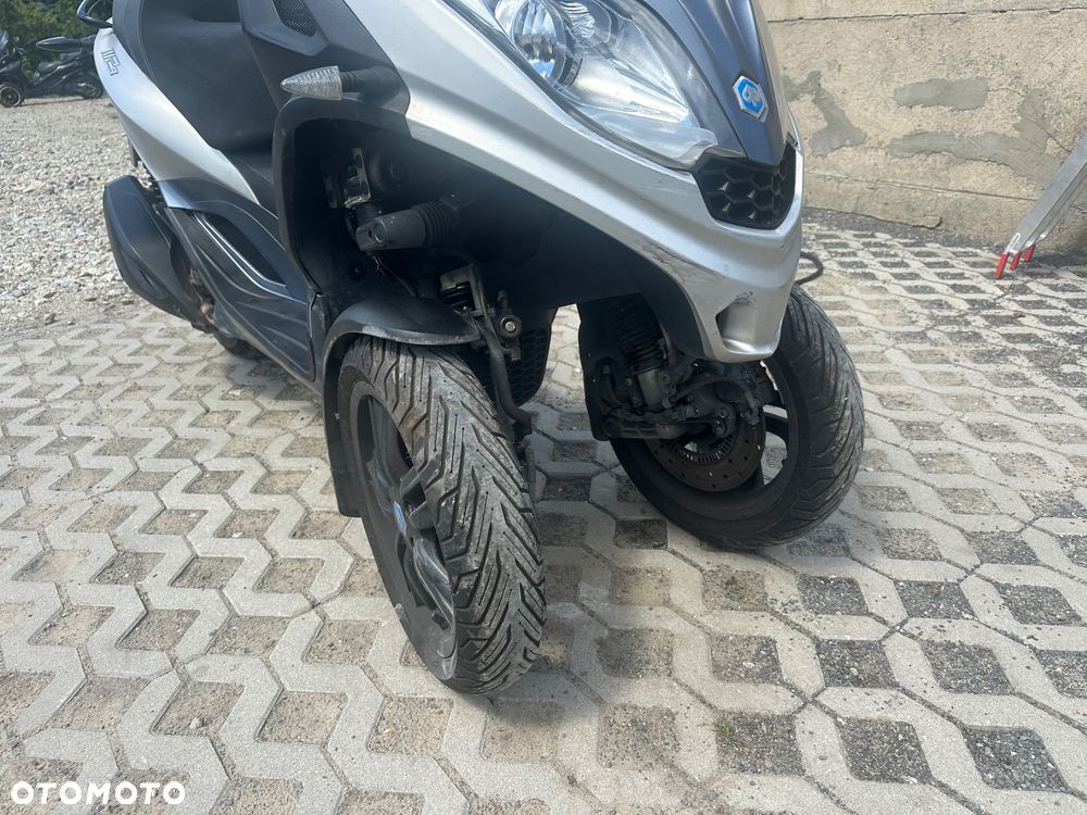 Piaggio MP-3 - 7