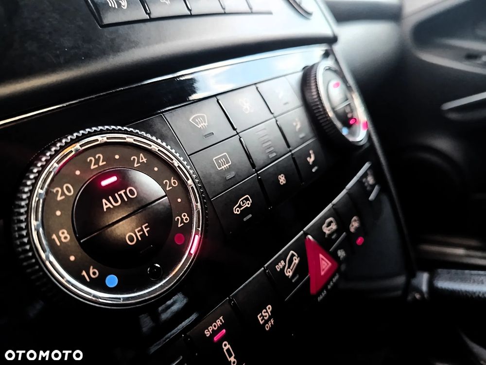 Mercedes-Benz ML 320 CDI 4Matic 7G-TRONIC - 17