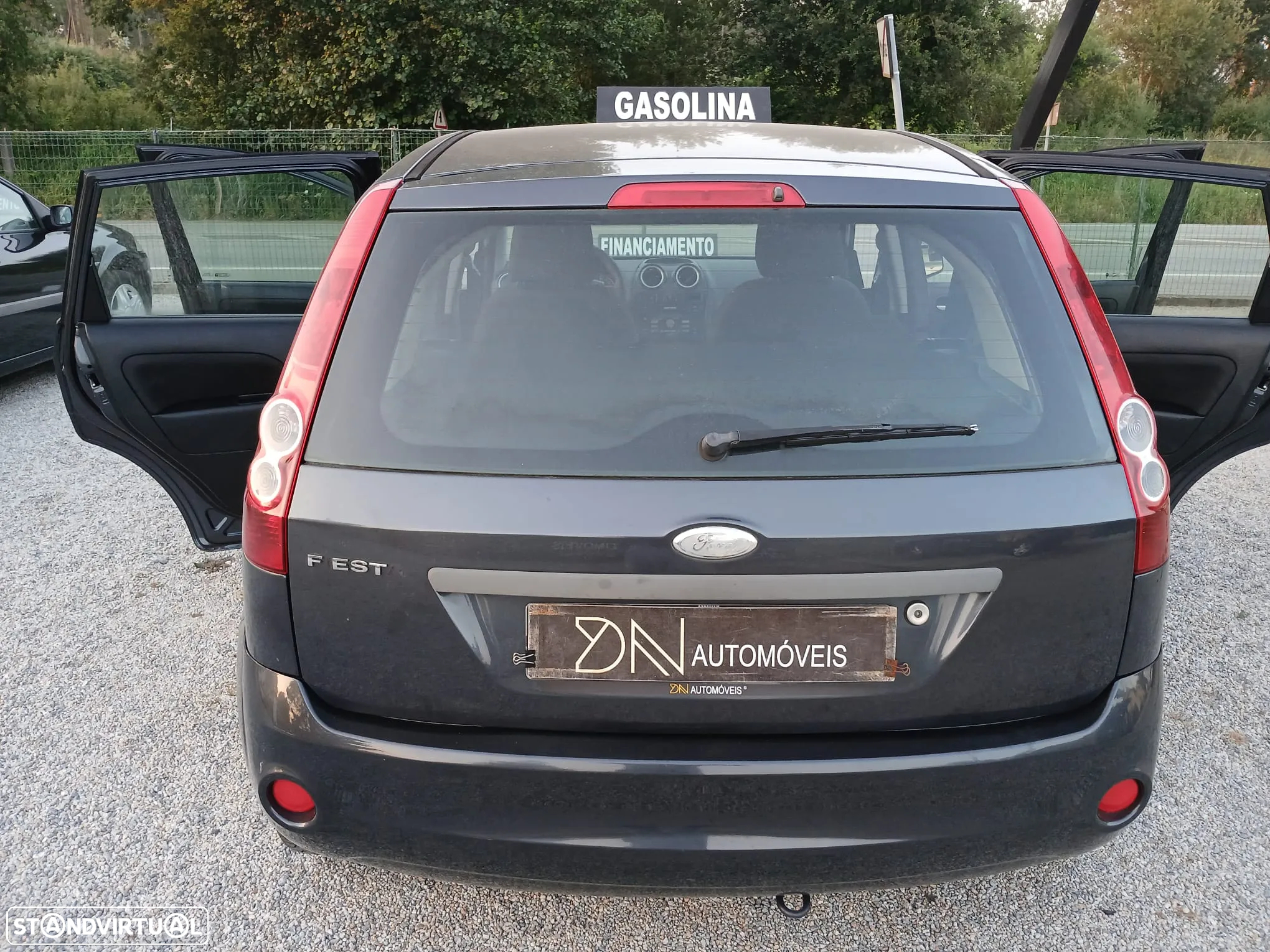 Ford Fiesta 1.25 X-Trend - 12