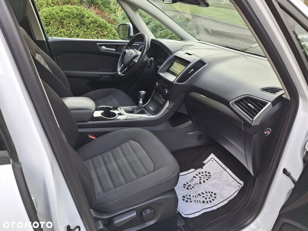 Ford Galaxy 2.0 TDCi 4WD Titanium - 16