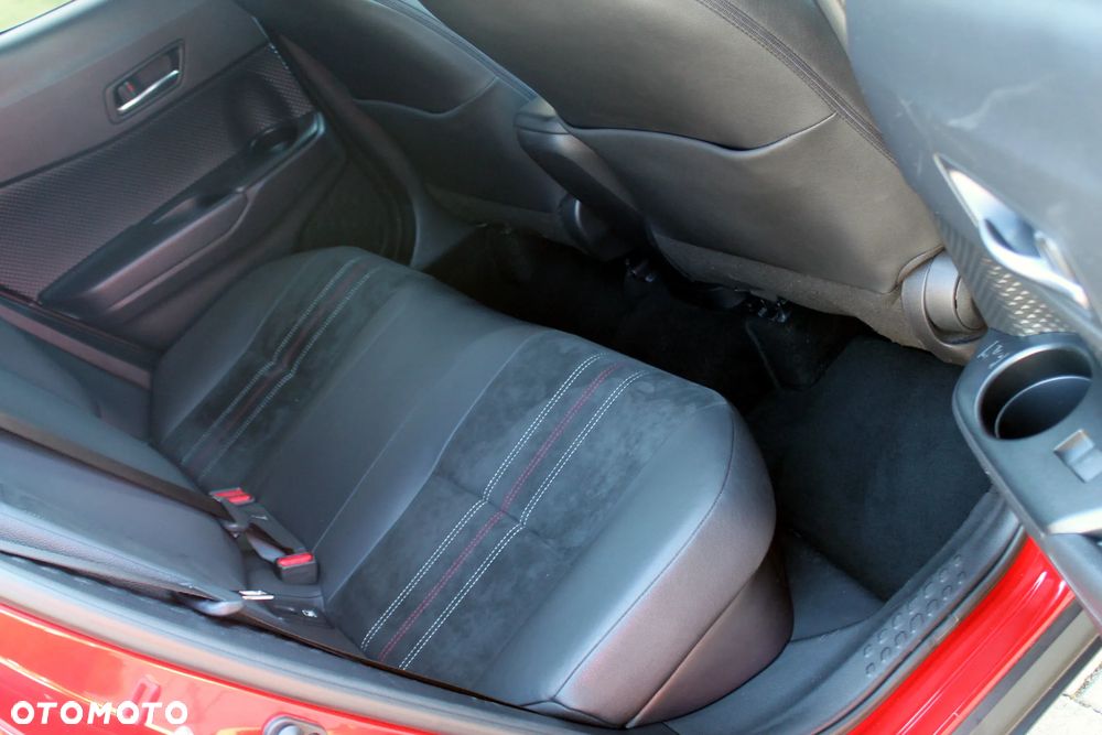 Toyota C-HR 2.0 Hybrid GR Sport - 15