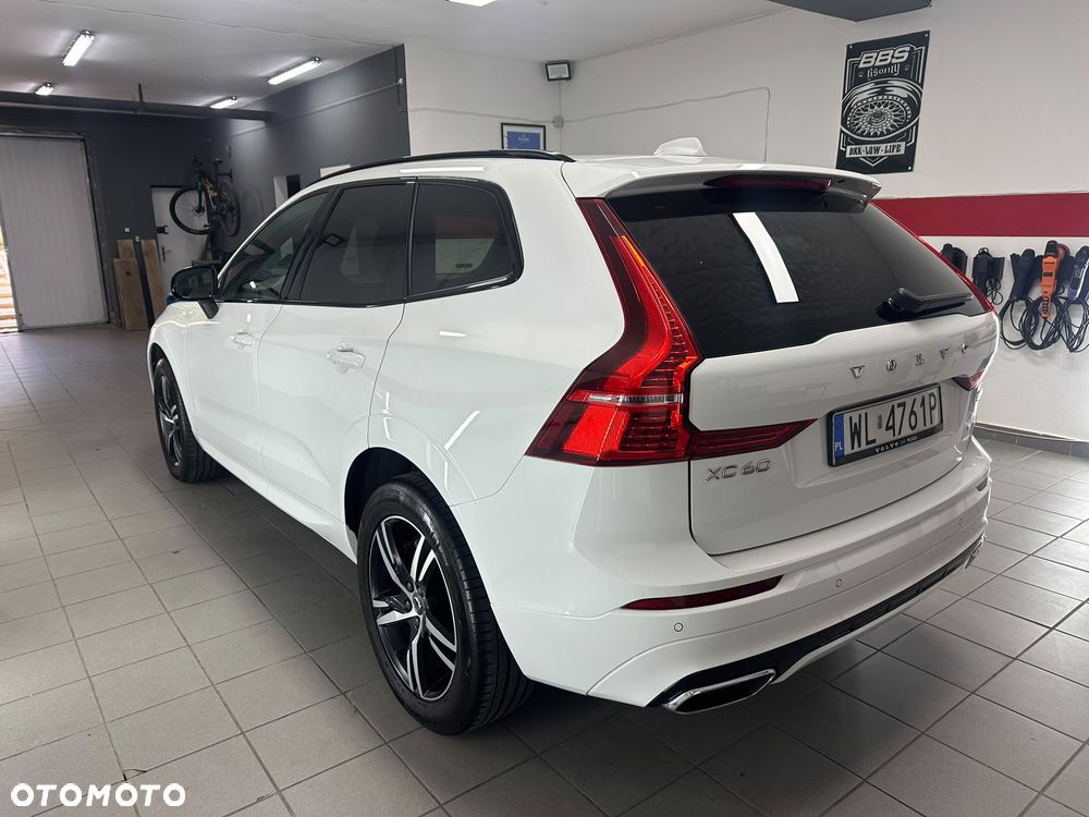 Volvo XC 60 B4 D AWD R-Design - 10