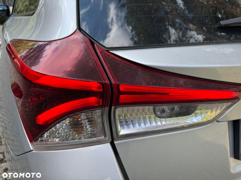 Toyota Auris 1.6 Active - 6