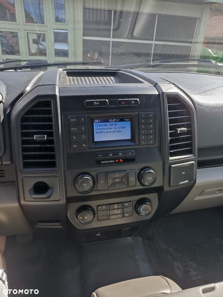 Ford F150 - 8