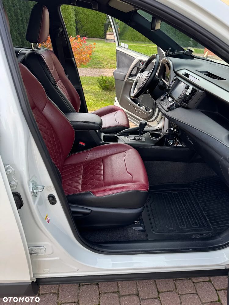 Toyota RAV4 Hybrid Prestige 4x4 - 31