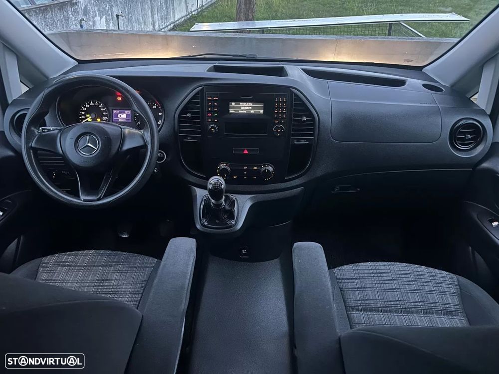 Mercedes-Benz Vito Tourer - 26