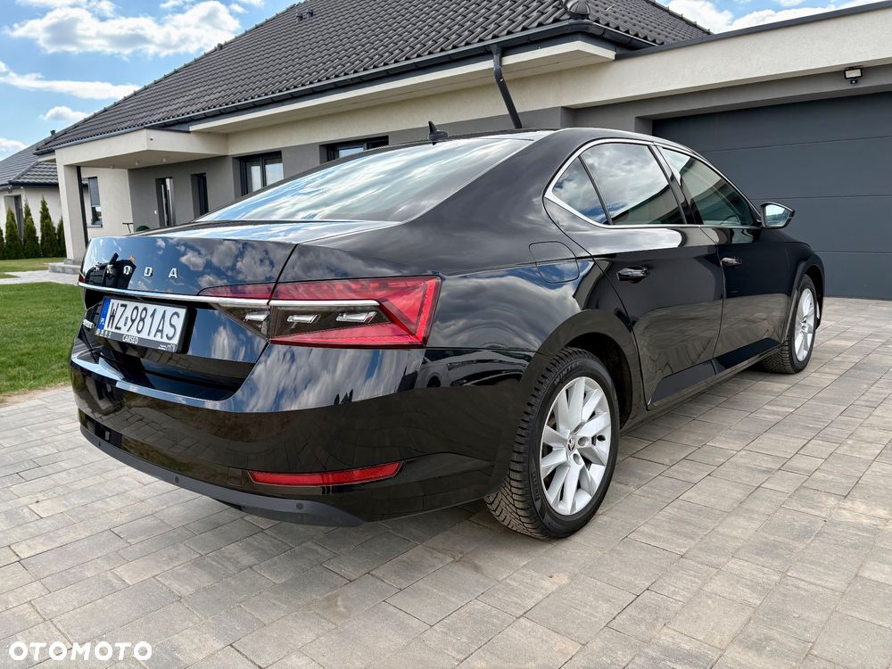 Skoda Superb 2.0 TDI SCR Style DSG - 7