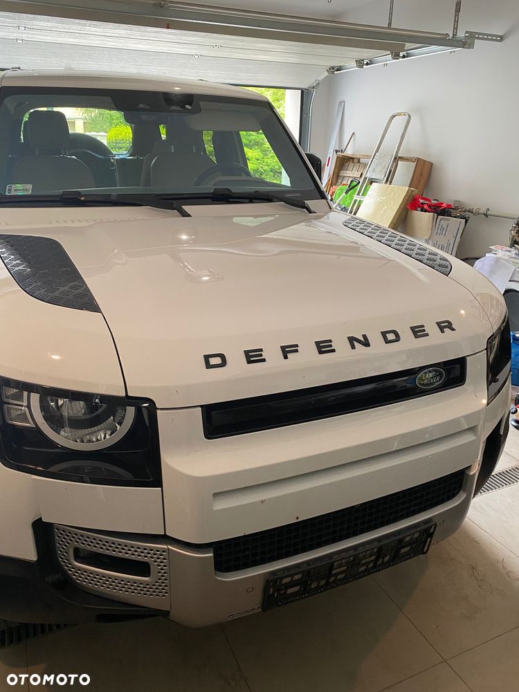 Land Rover Defender 2.0 P300 - 2