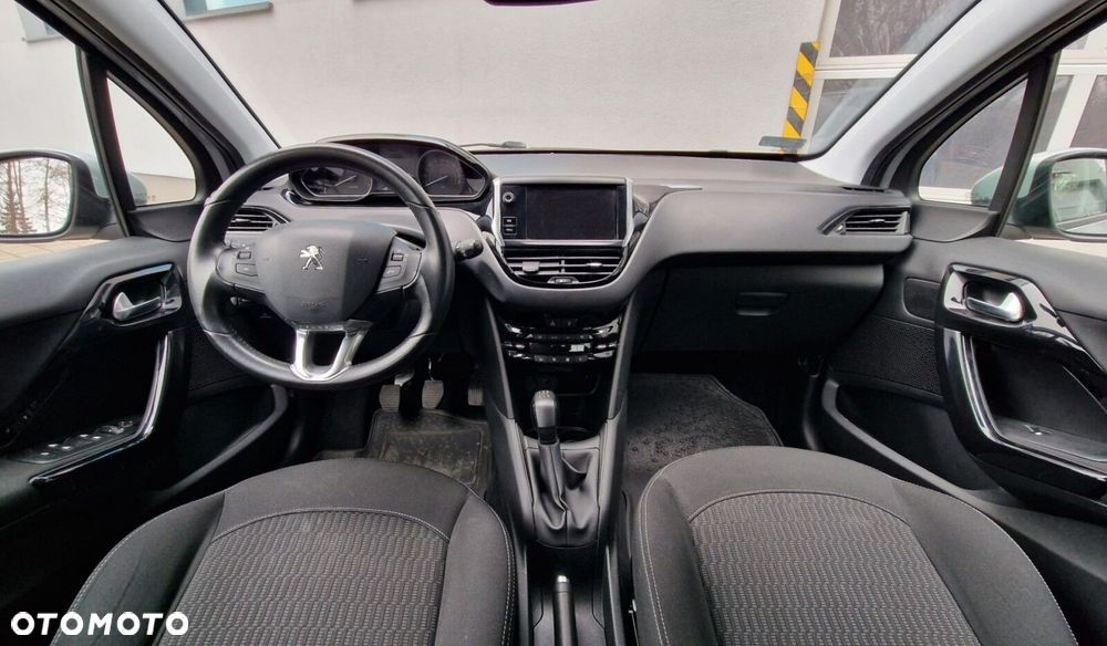 Peugeot 208 1.2 PureTech Active - 24