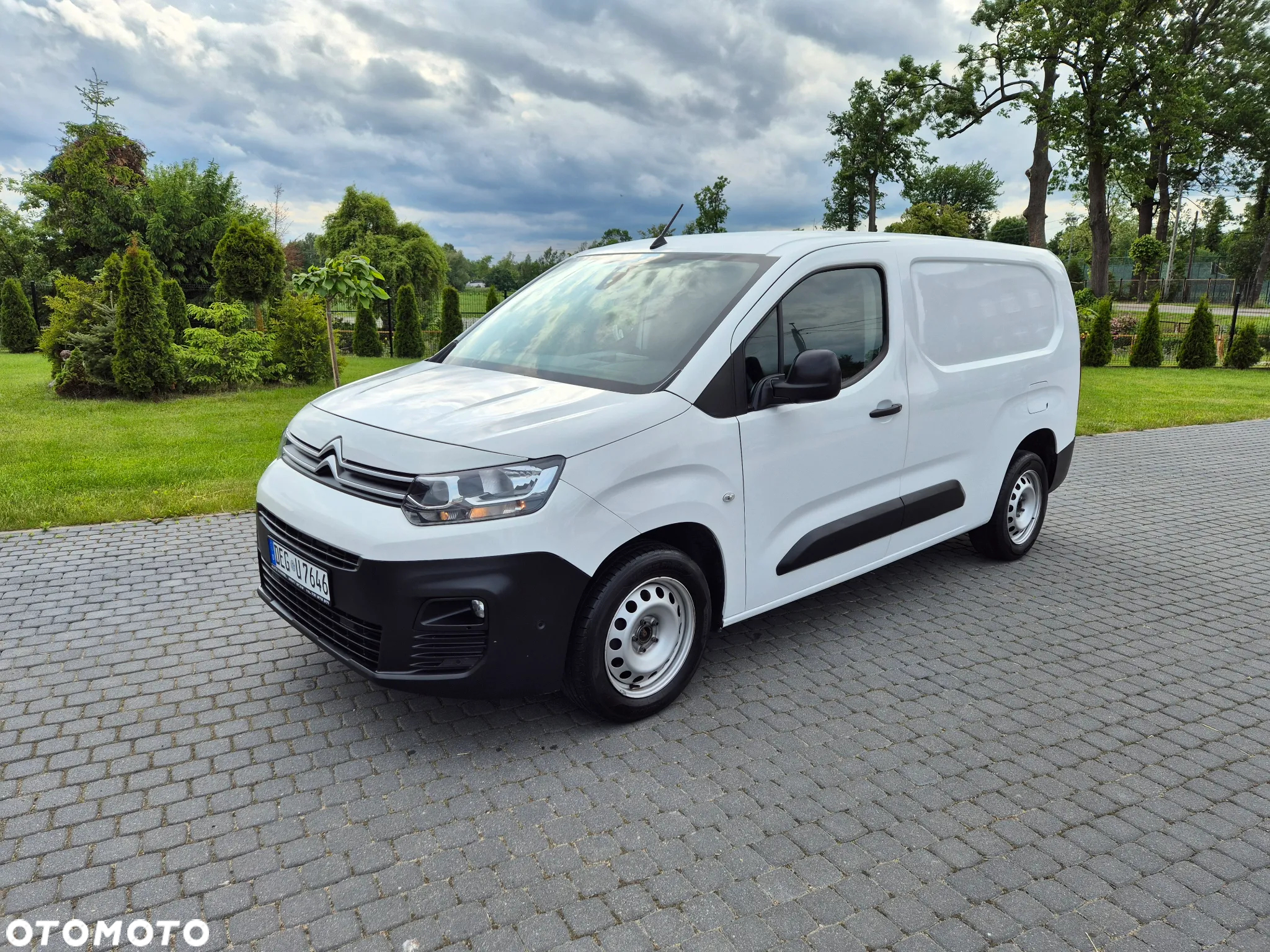 Citroën Berlingo XL BlueHDi 130 FEEL PACK - 11