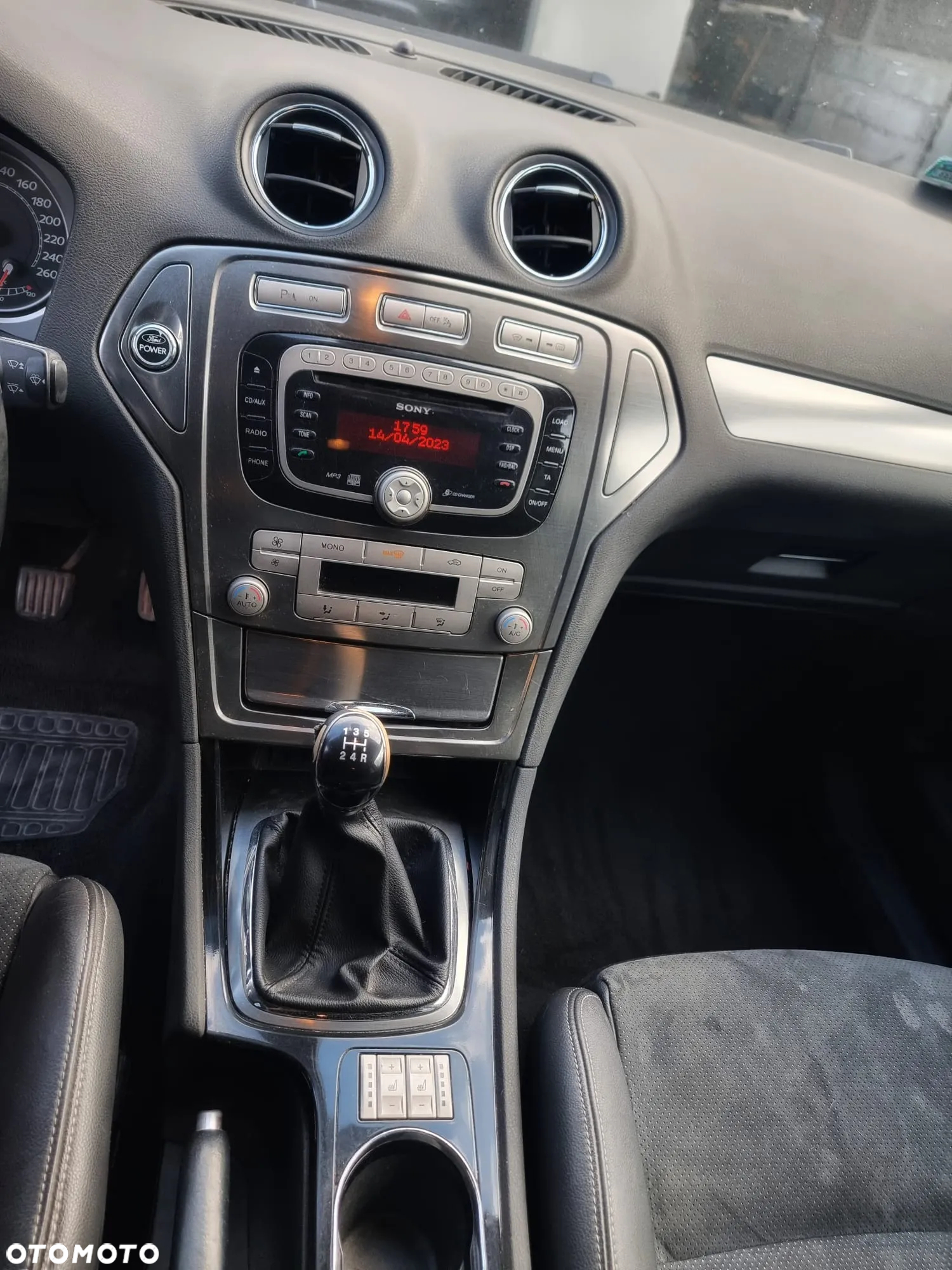 Ford Mondeo 2.0 Titanium - 10