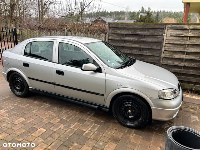 Opel Astra - 2