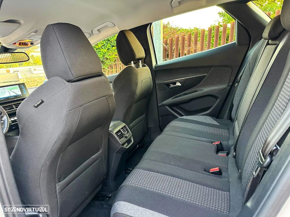 Peugeot 3008 PureTech 130 Stop & Start GPF EAT8 Active - 13