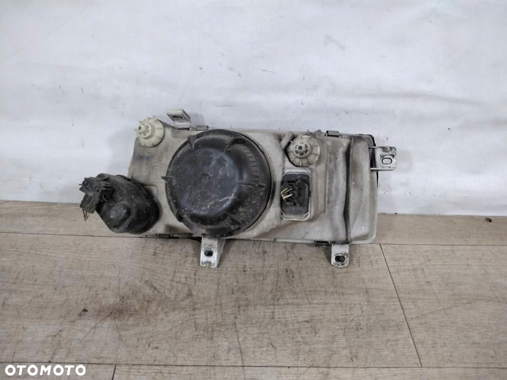 VW VENTO LAMPA PRZÓD LEWA - 2