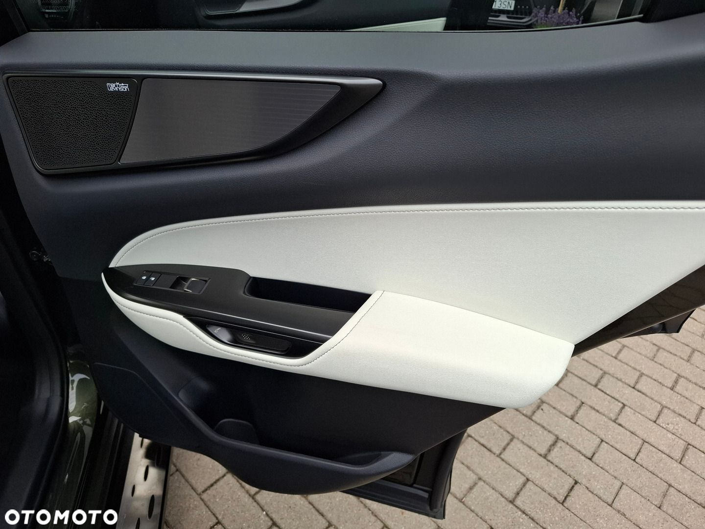 Lexus NX - 26