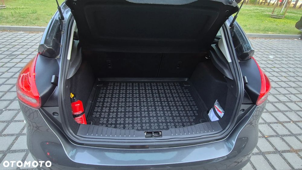 Ford Focus 1.0 EcoBoost Trend - 13