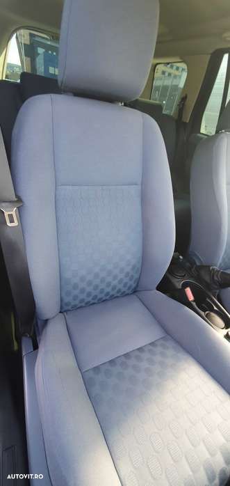 Land Rover Freelander 2.2 TD4 SE - 9