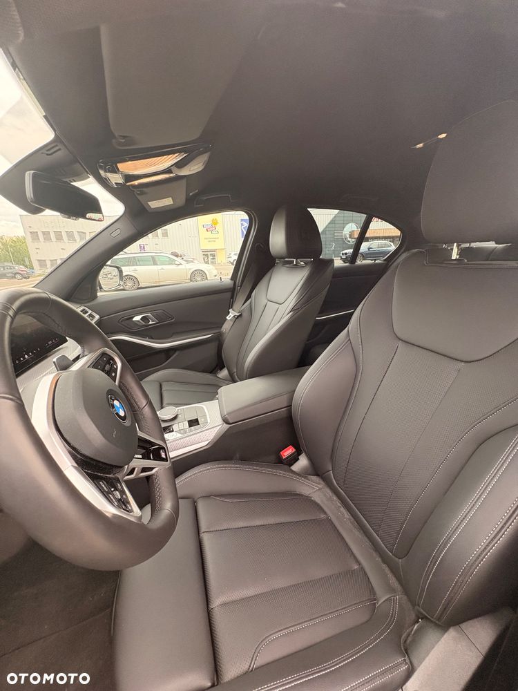 BMW Seria 3 320i M Sport - 7