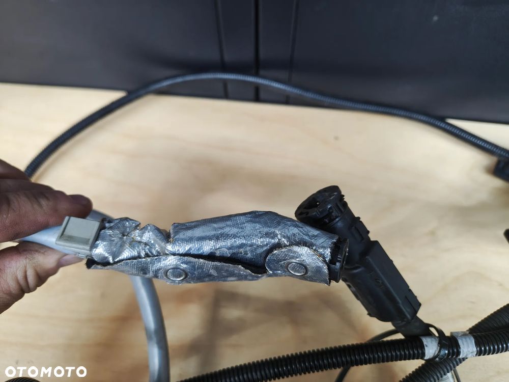 BMW X5 G05 przewód rura wąż wiązka przewodów Adblue oryginał 7498809 - 4